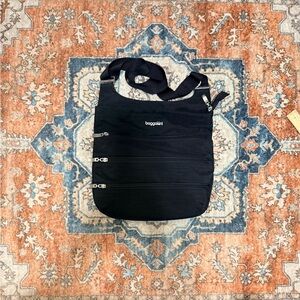 Baggallini Big Zipper Bag Black EUC